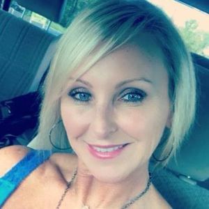 Meet your Posher, Tonya